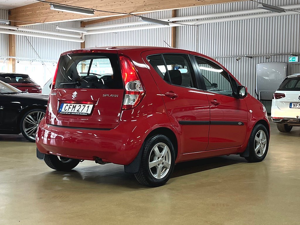 Vehicle Image 13