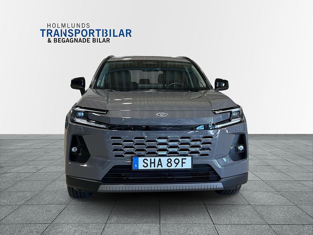Vehicle Image 9
