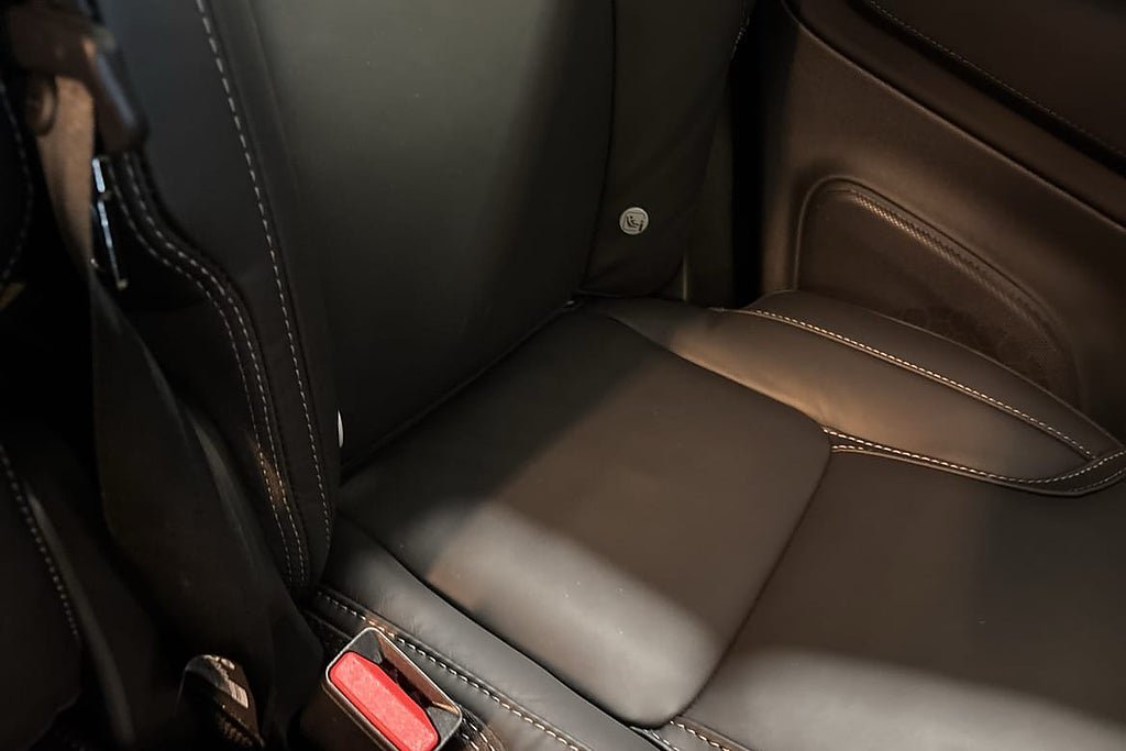 Vehicle Image 37