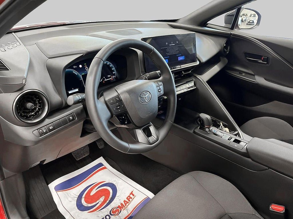 Vehicle Image 14