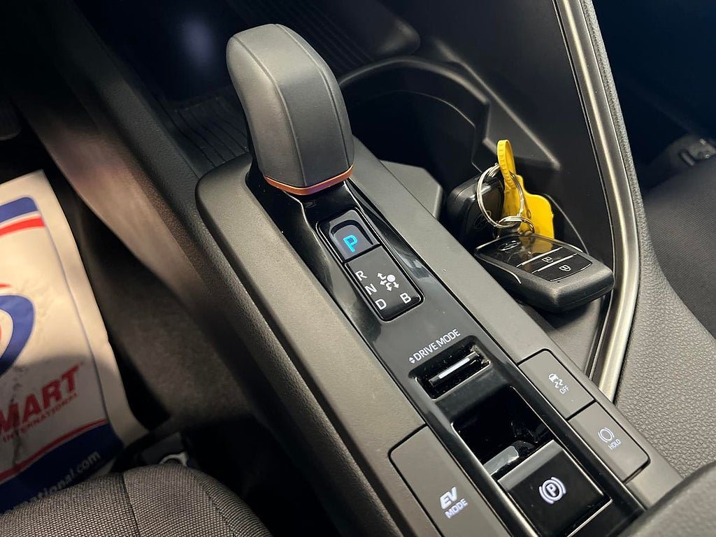 Vehicle Image 18