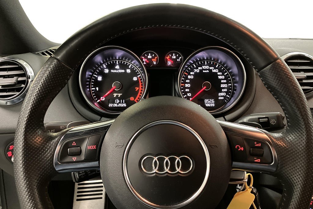 Vehicle Image 12