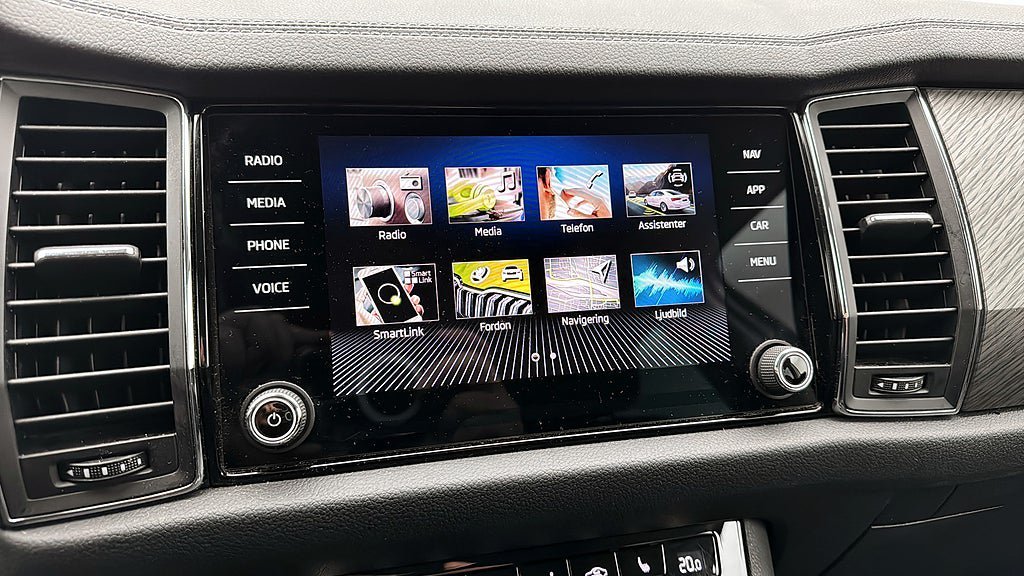 Vehicle Image 15