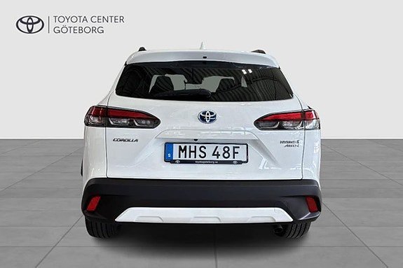 Vehicle Image 6