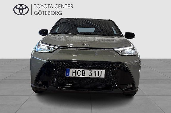 Vehicle Image 6