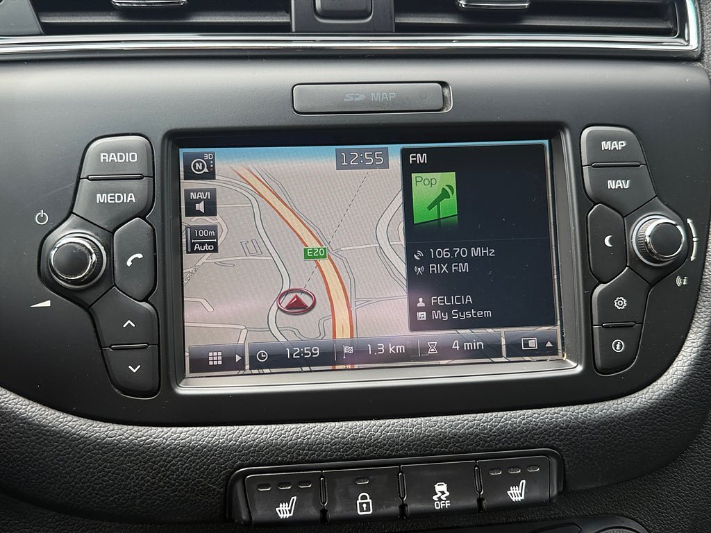 Vehicle Image 17