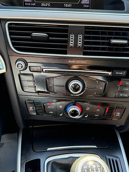 Vehicle Image 26