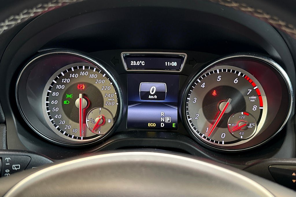 Vehicle Image 23