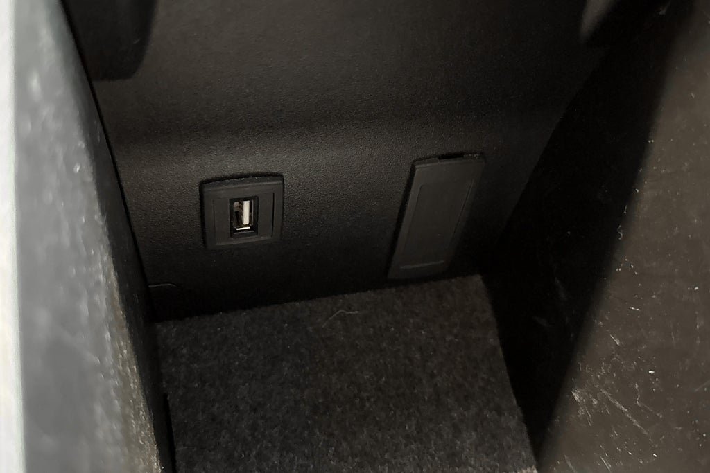 Vehicle Image 29