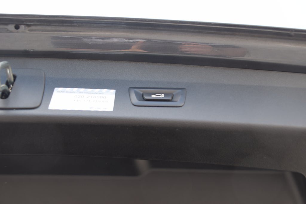 Vehicle Image 28