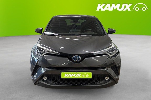 Vehicle Image 6