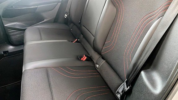 Vehicle Image 23