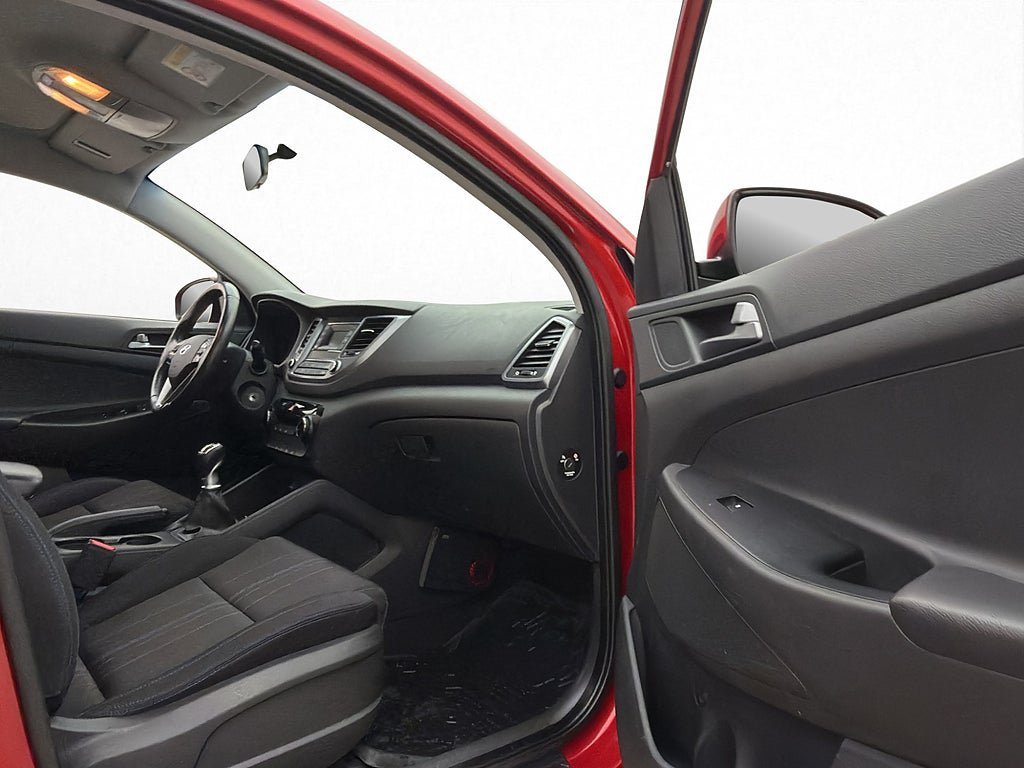 Vehicle Image 22
