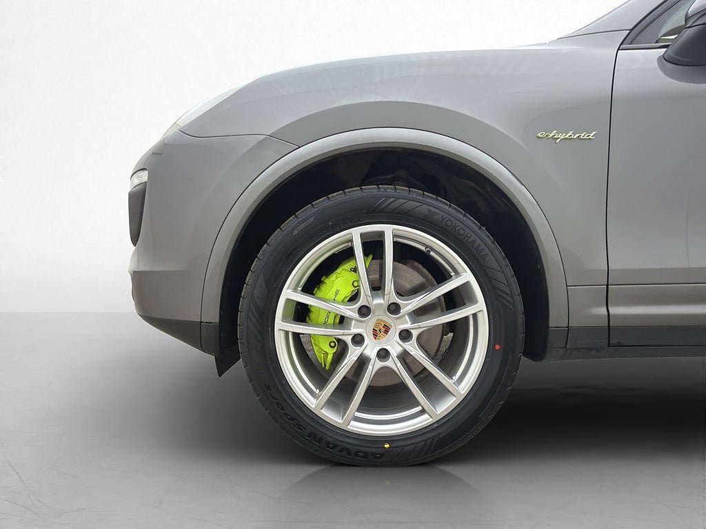Vehicle Image 36