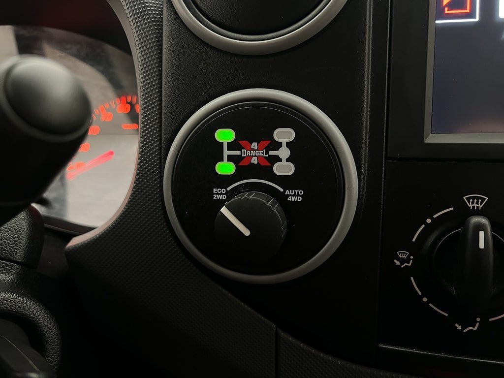 Vehicle Image 22