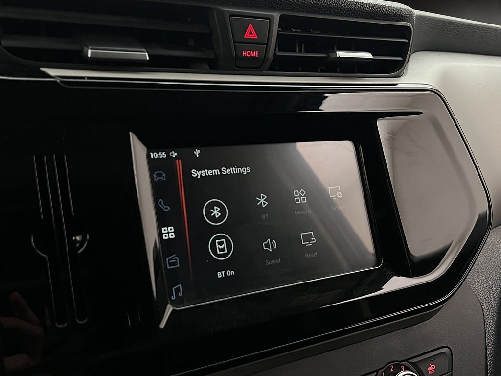 Vehicle Image 22