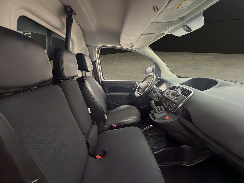 Vehicle Image 24