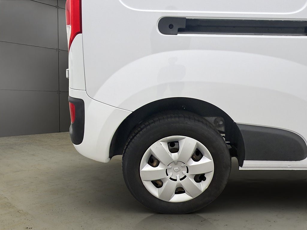 Vehicle Image 28