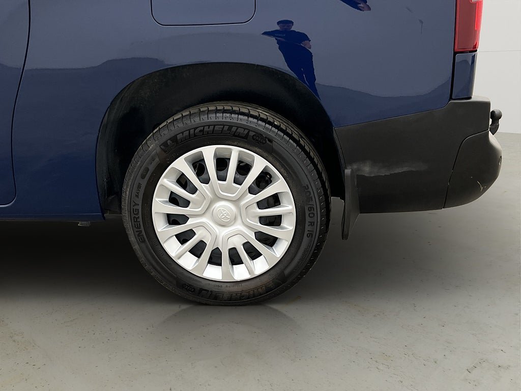 Vehicle Image 31
