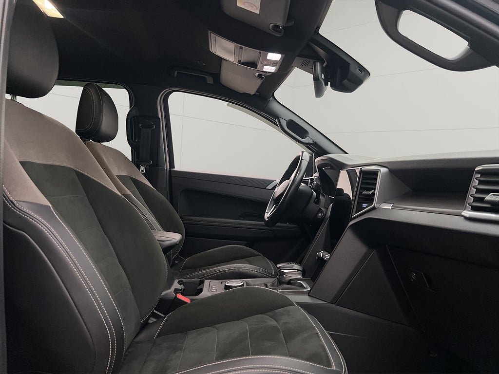 Vehicle Image 35
