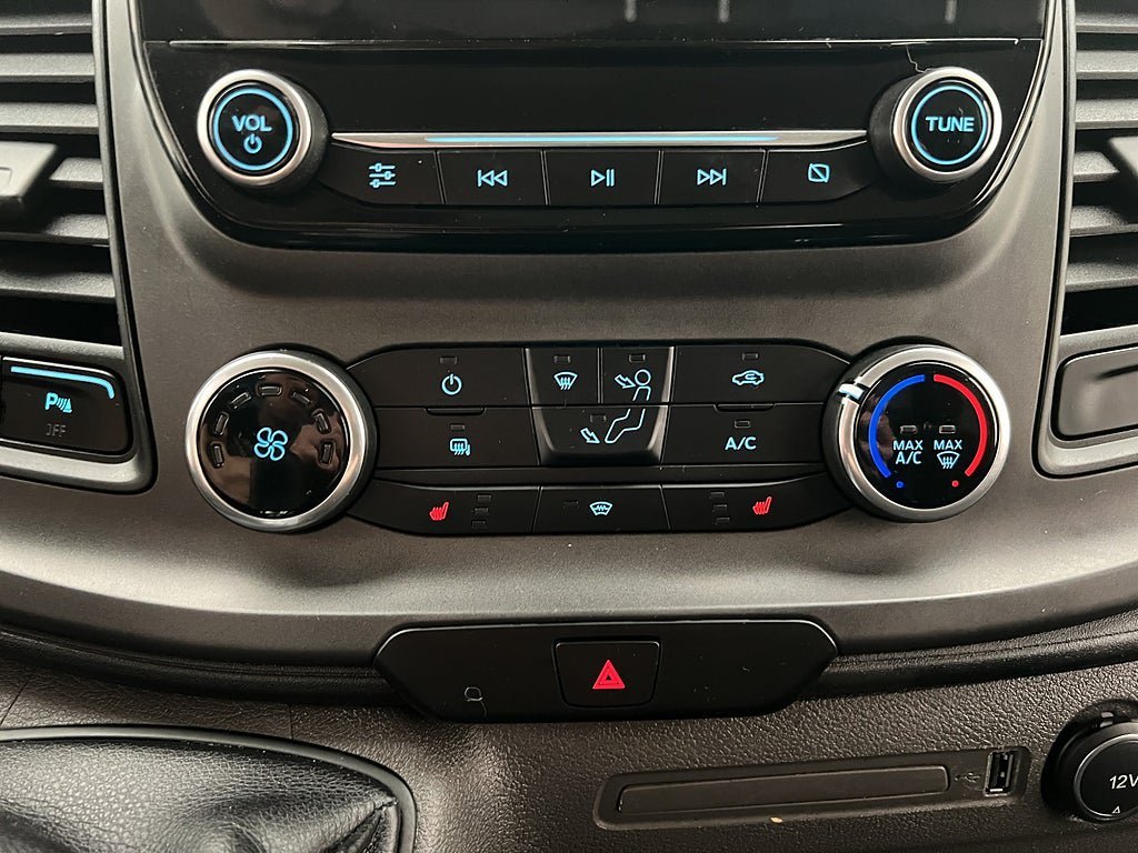Vehicle Image 24