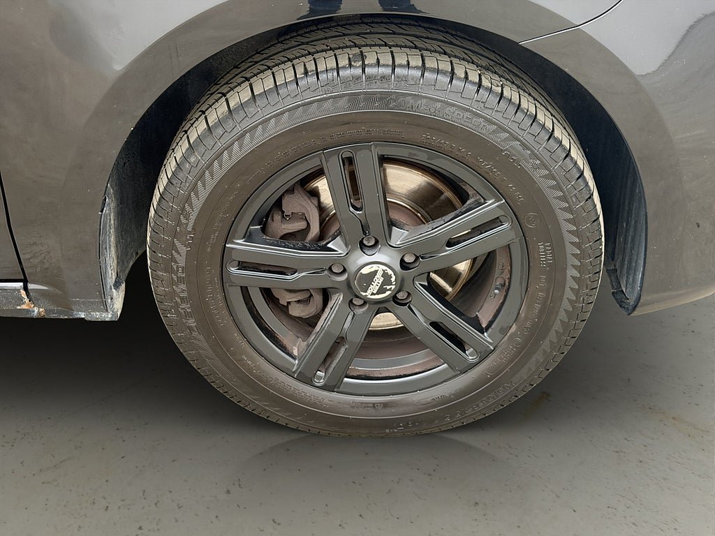Vehicle Image 31