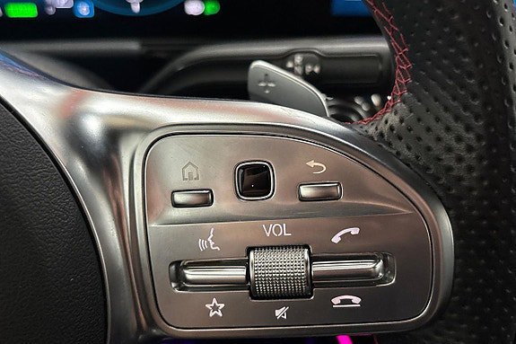 Vehicle Image 27