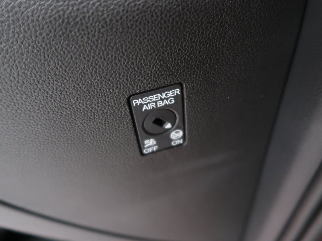 Vehicle Image 36