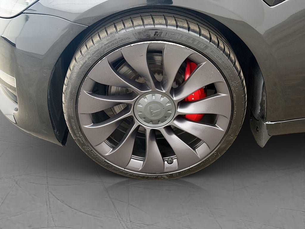 Vehicle Image 32