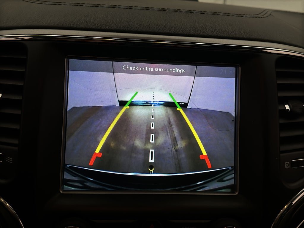 Vehicle Image 21