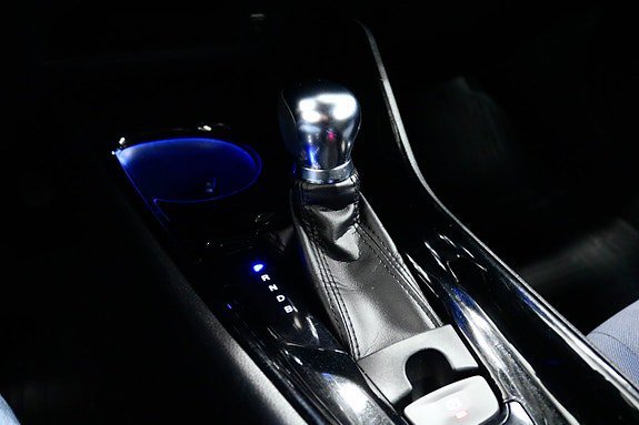 Vehicle Image 19