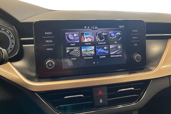 Vehicle Image 16