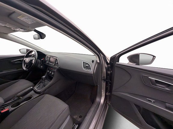 Vehicle Image 26