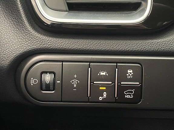 Vehicle Image 29