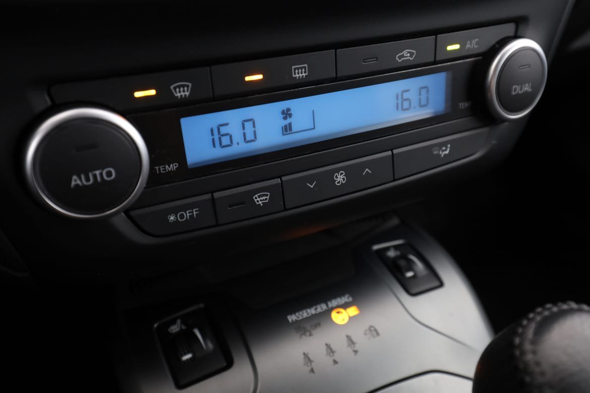 Vehicle Image 23