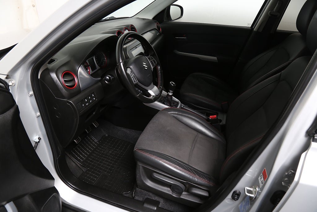 Vehicle Image 10