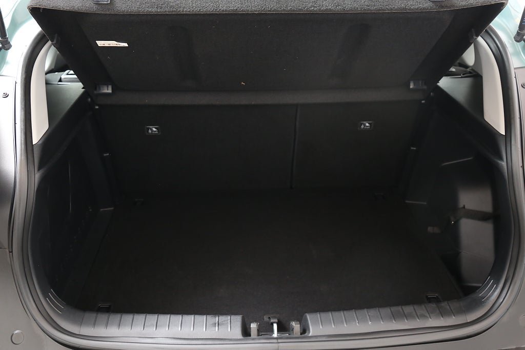 Vehicle Image 23