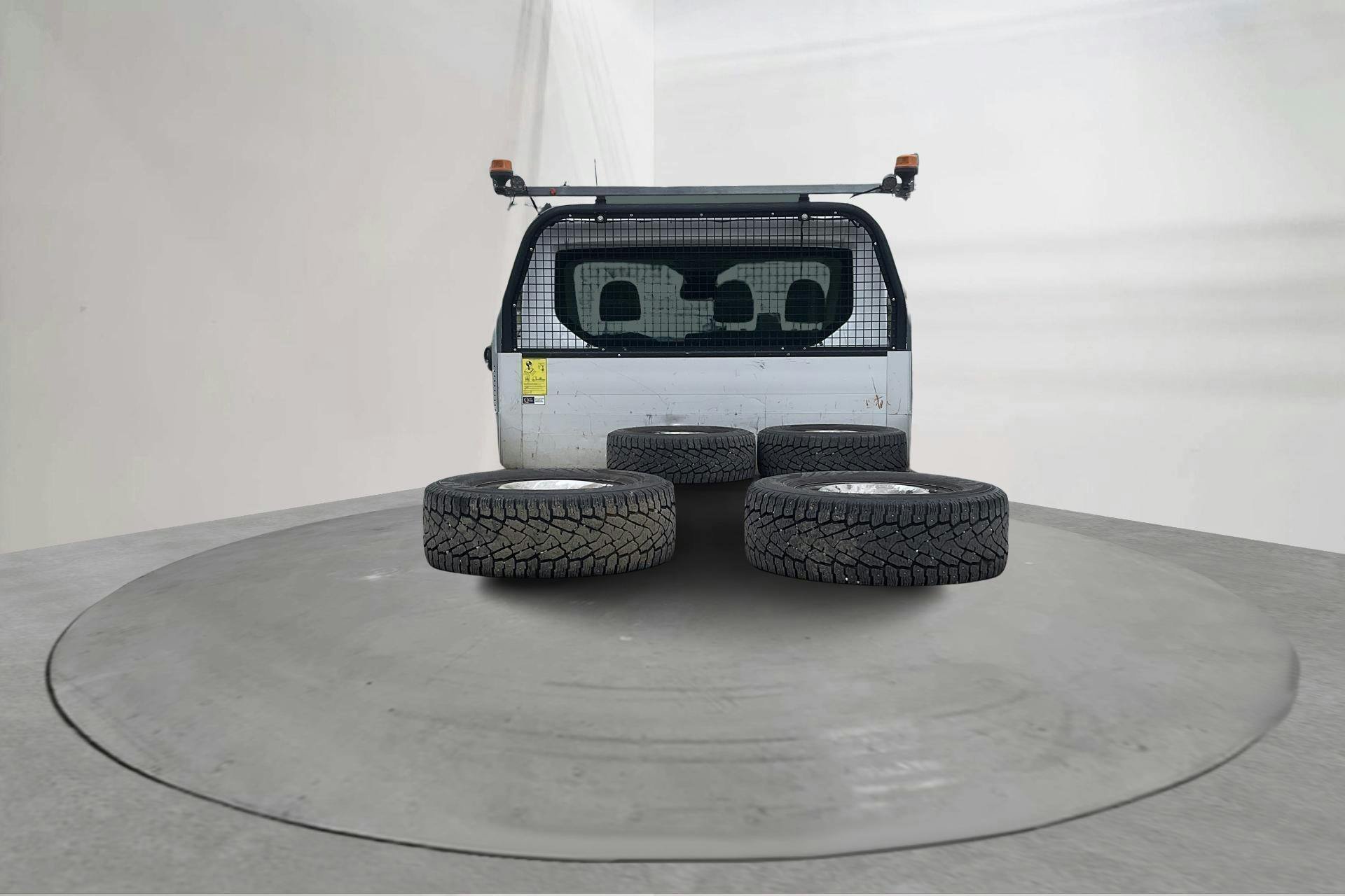 Vehicle Image 9
