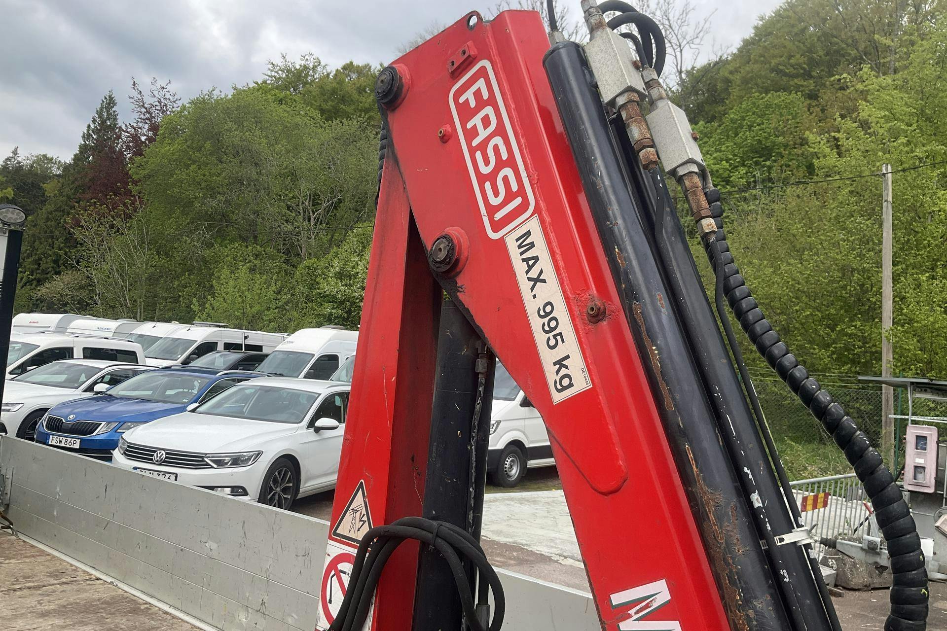 Vehicle Image 12