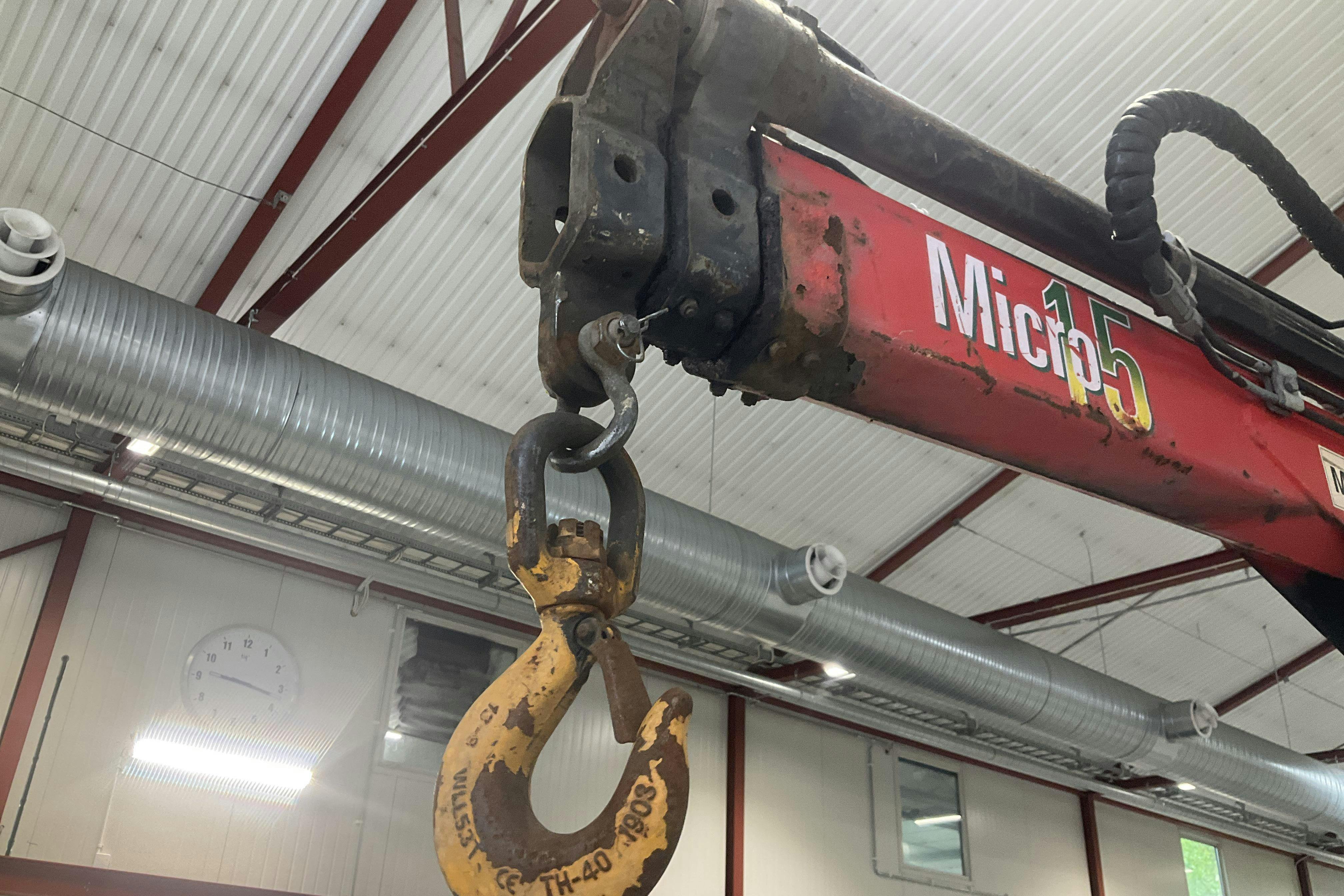 Vehicle Image 21