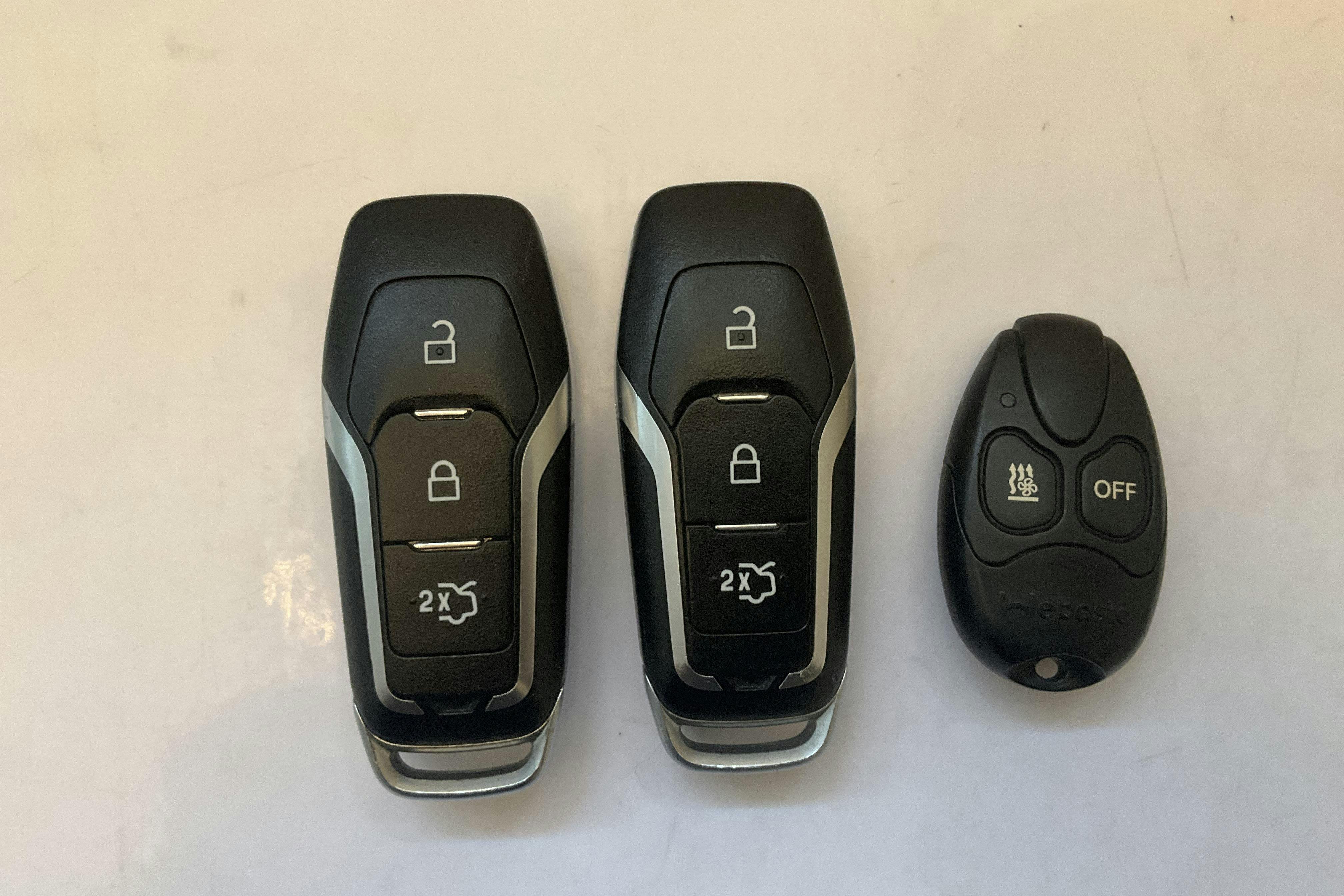 Vehicle Image 16