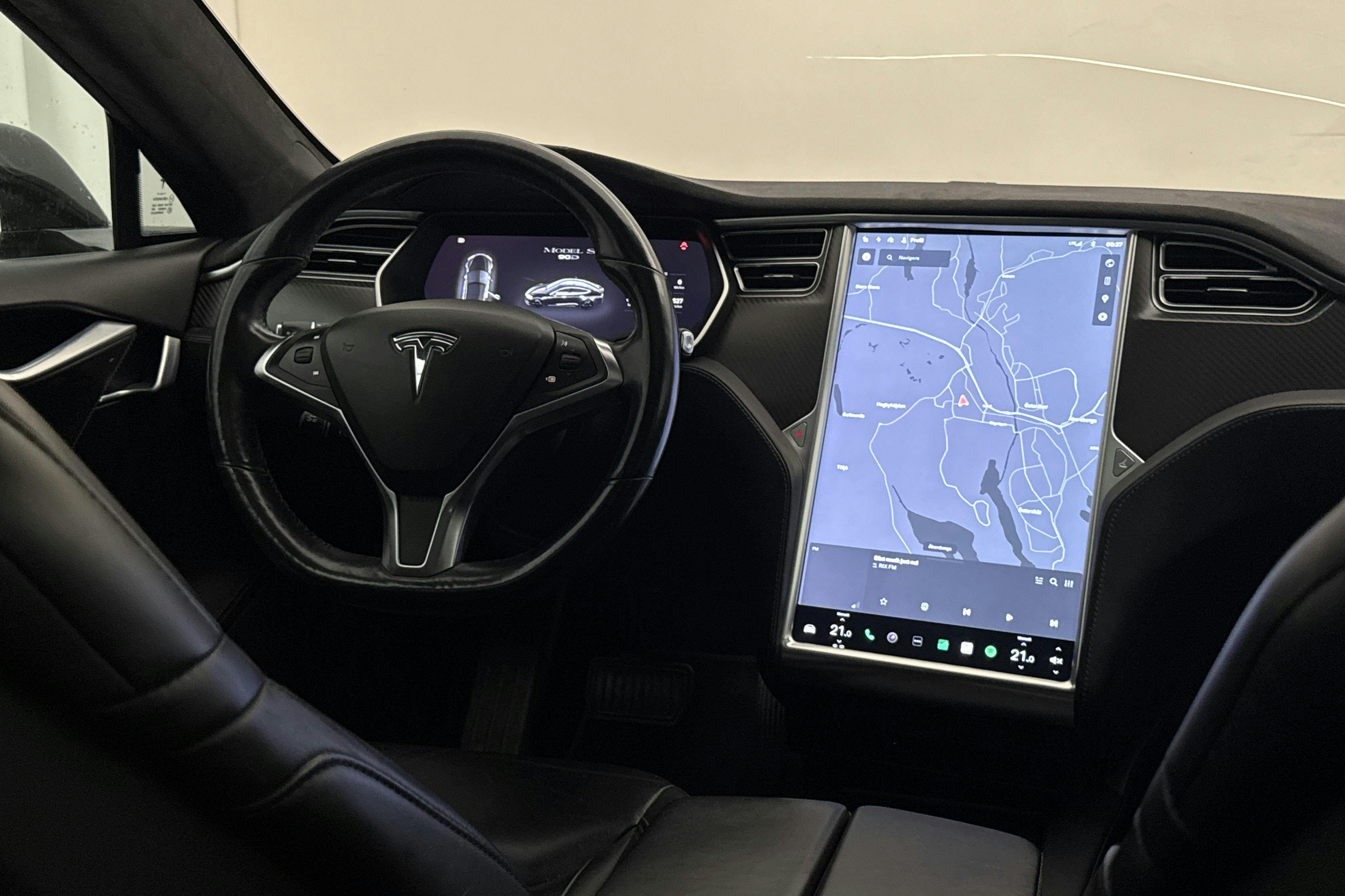 Vehicle Image 17