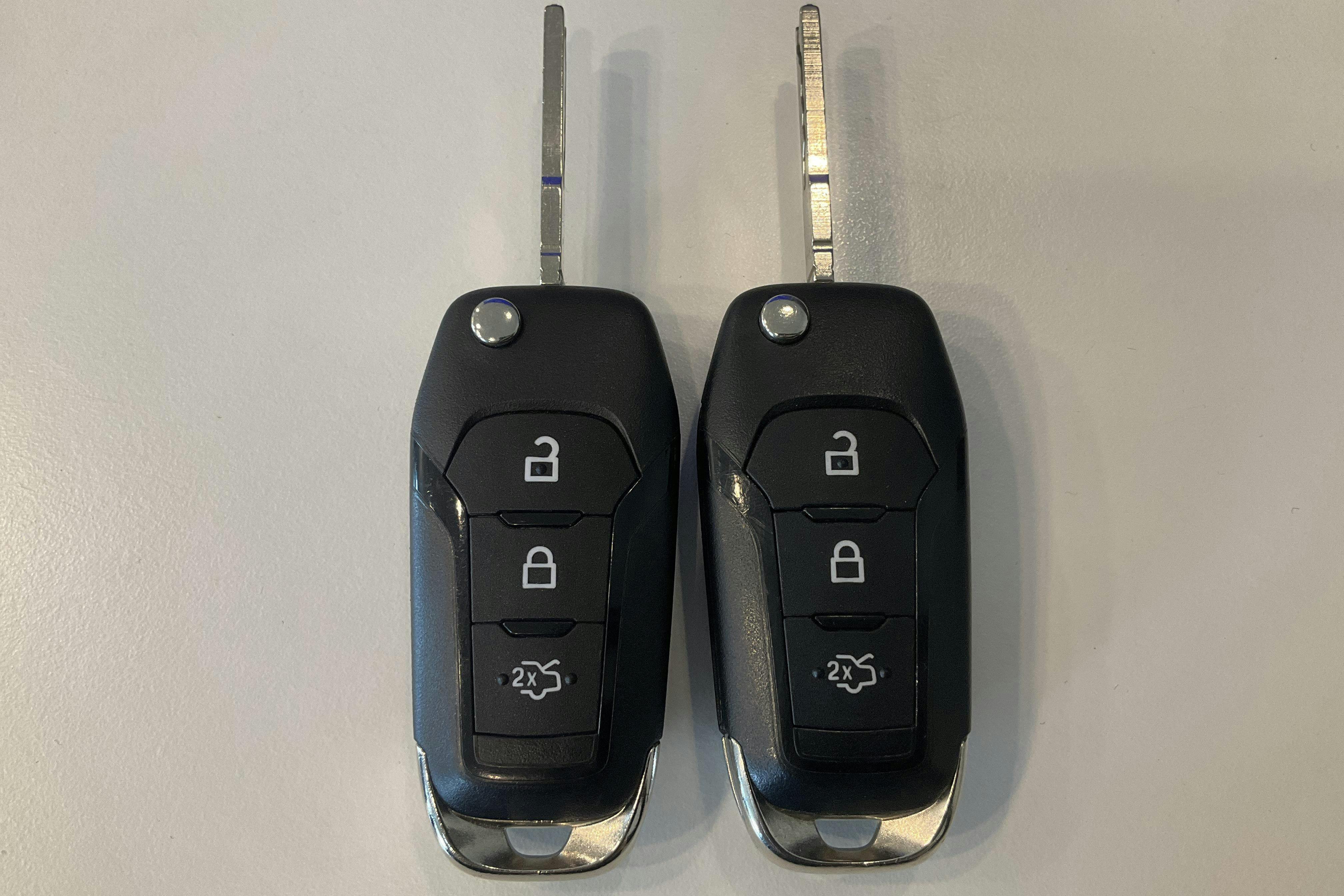 Vehicle Image 18
