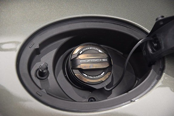 Vehicle Image 32