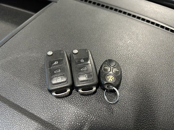 Vehicle Image 24