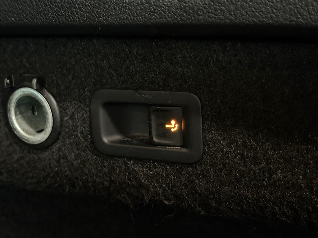 Vehicle Image 26