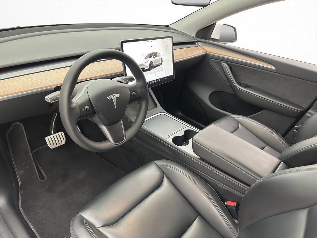 Vehicle Image 17