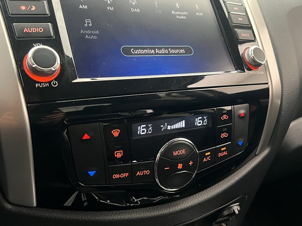 Vehicle Image 28