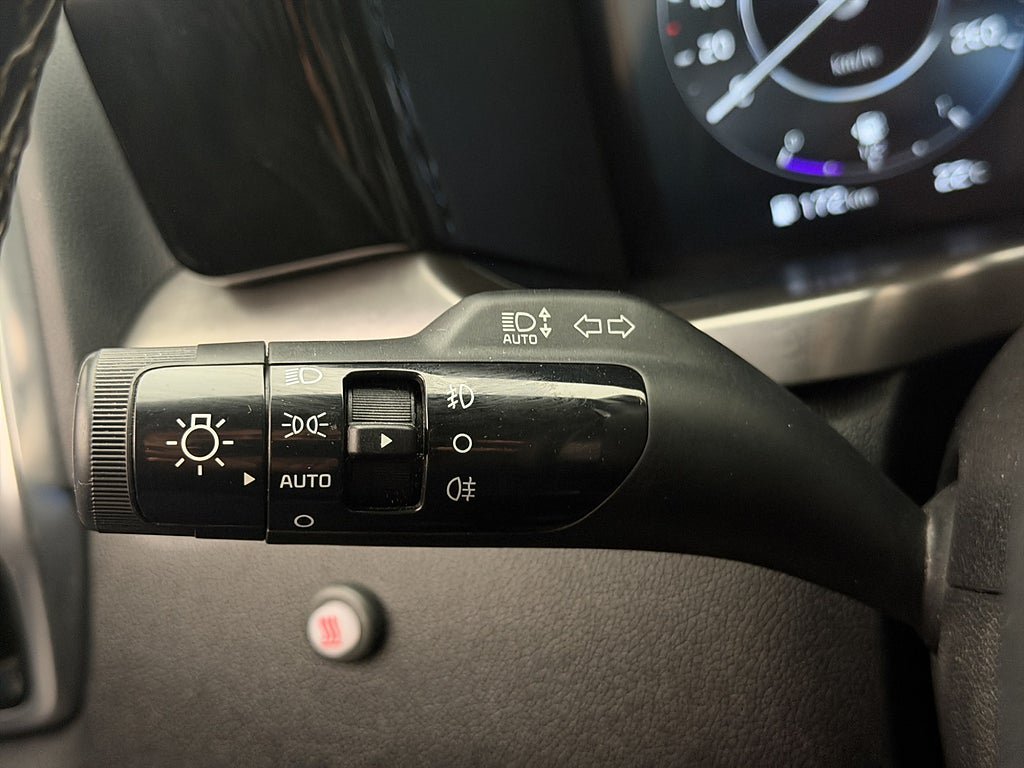 Vehicle Image 29