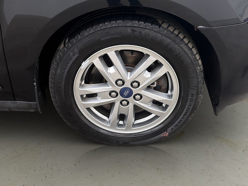 Vehicle Image 30